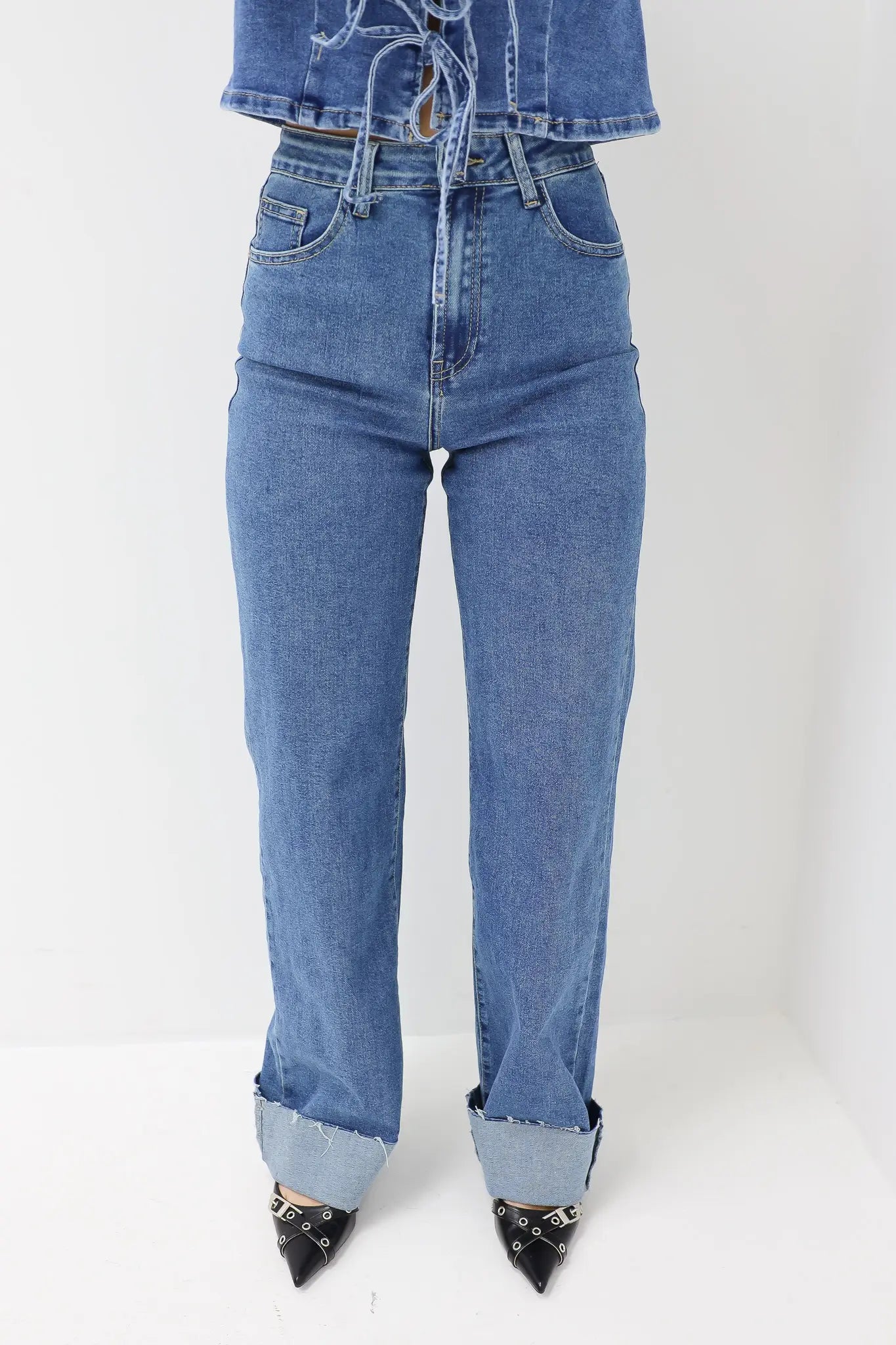 Straight Leg Folded Jeans Blue